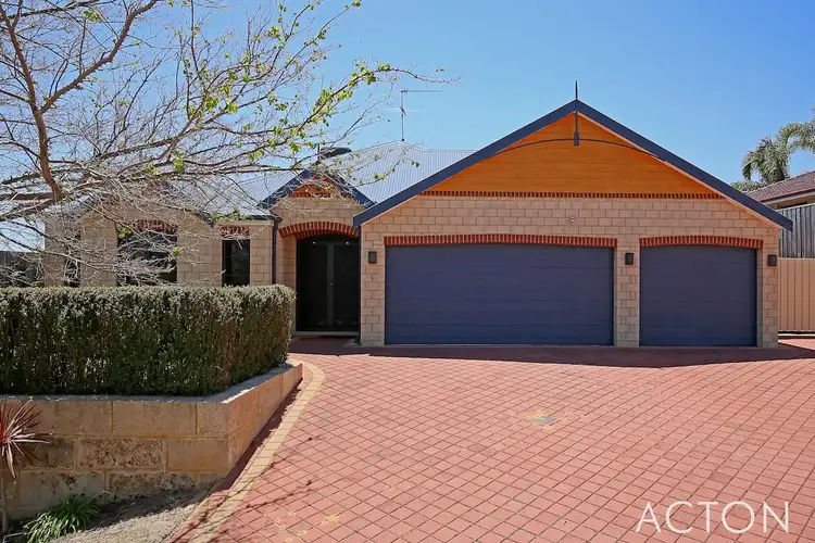 Second view of Homely house listing, 3 Highview Rise, Halls Head WA 6210