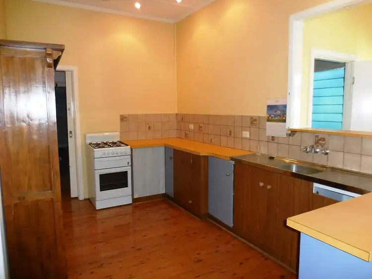 Sixth view of Homely house listing, 1/33 Currawang Avenue, Leeton NSW 2705