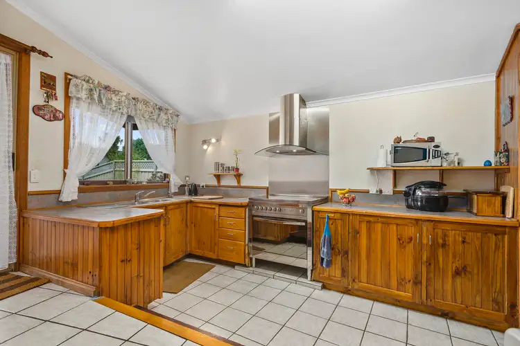 Second view of Homely house listing, 11 Elizabeth Avenue, Kyneton VIC 3444