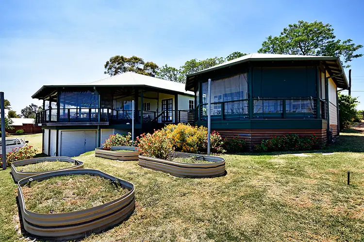 61 Memorial Avenue, Baskerville WA 6056