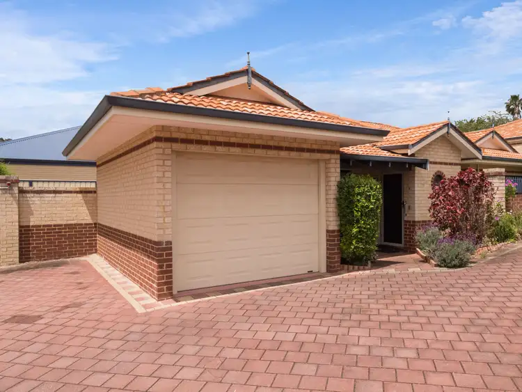 Fifth view of Homely unit listing, 2/11 Kalamunda Road, Kalamunda WA 6076