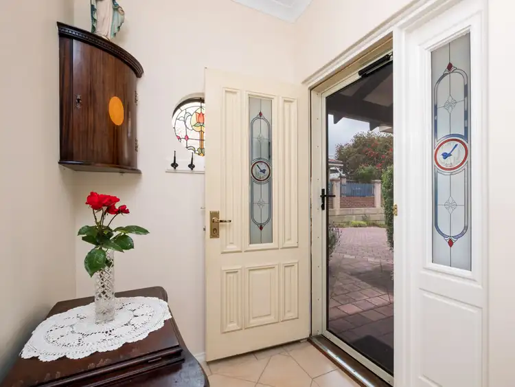 Sixth view of Homely unit listing, 2/11 Kalamunda Road, Kalamunda WA 6076