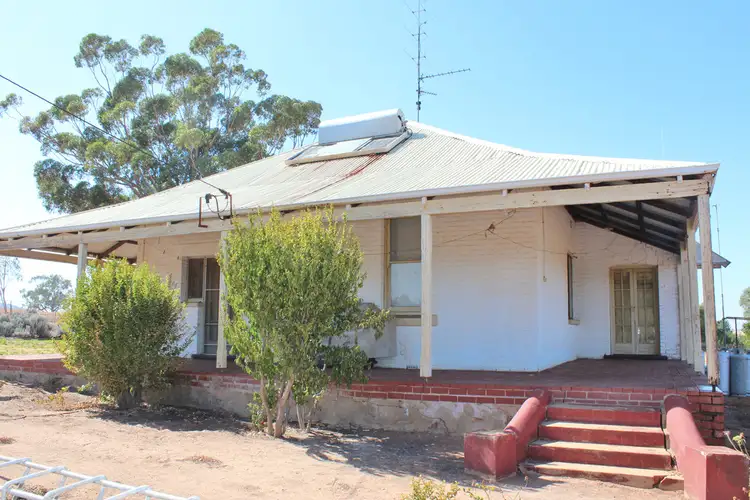 311 Beering Rd,Irishtown via, Northam WA 6401