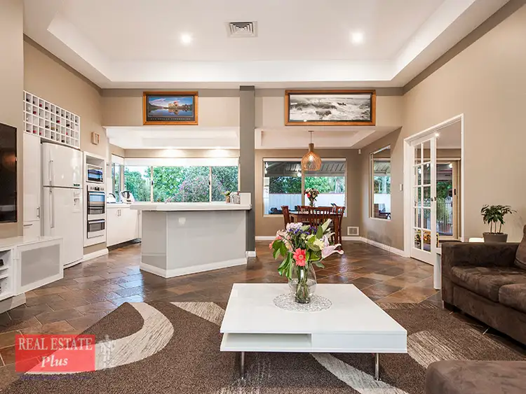 23 Daylesford Elbow, Jane Brook WA 6056