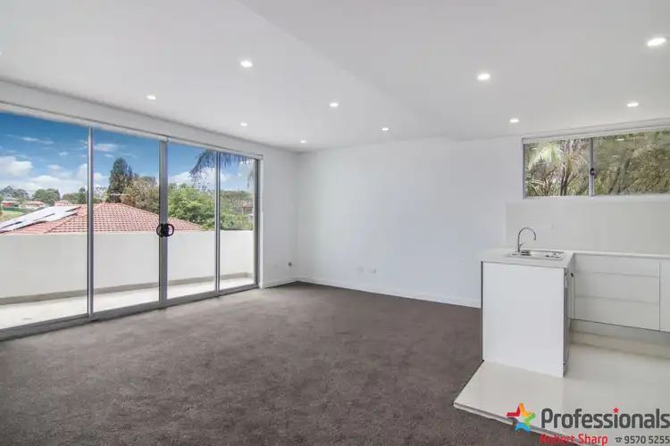 6/22-24 Gover Street, Peakhurst NSW 2210