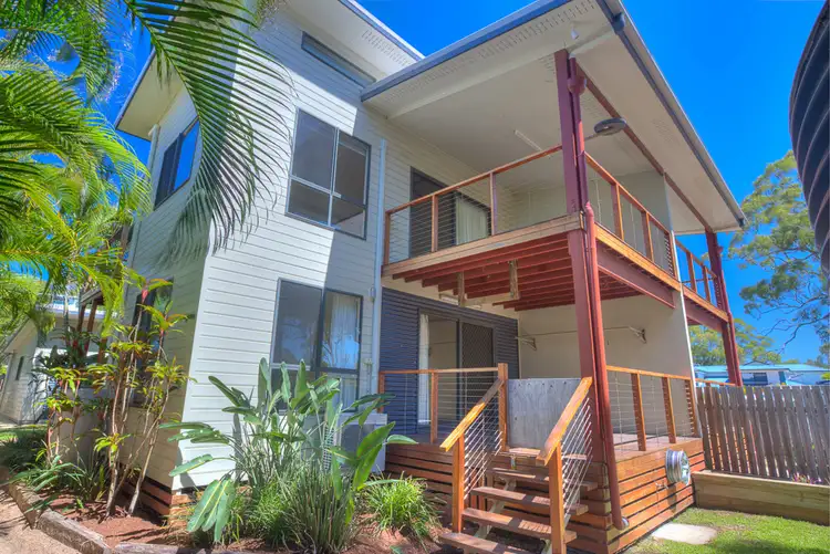 2/18 Discovery Drive, Agnes Water QLD 4677