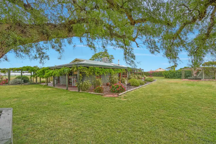 Fifth view of Homely house listing, 8 Nakour Tarn, Tatachilla SA 5171