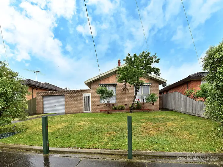 34 Pinewood Drive, Thomastown VIC 3074