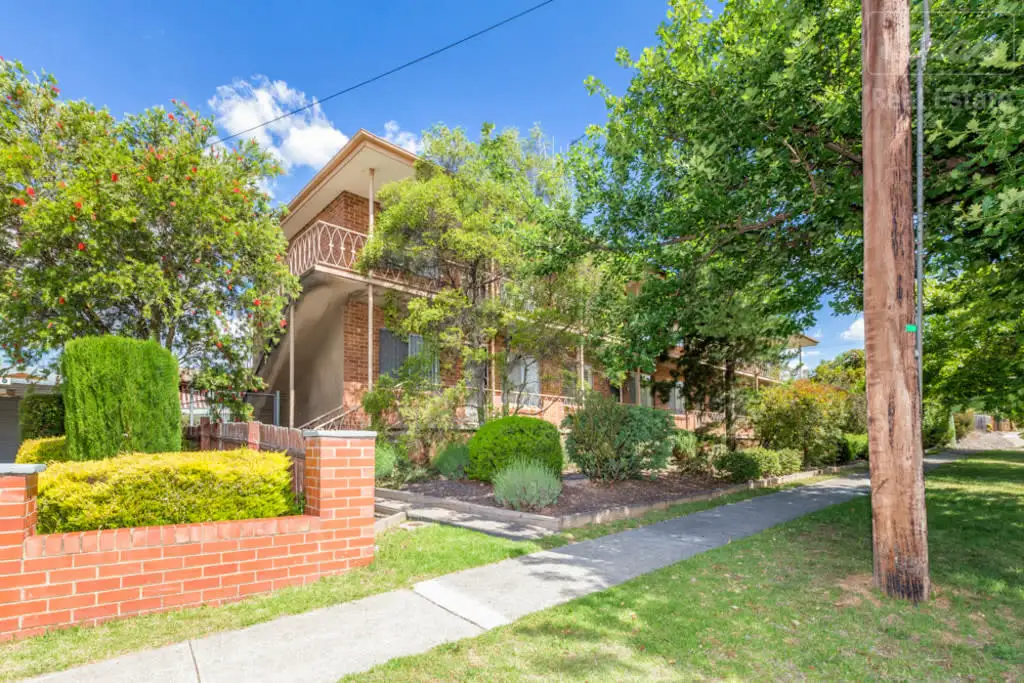 Main view of Homely unit listing, 3/90 Tharwa Road, Queanbeyan NSW 2620