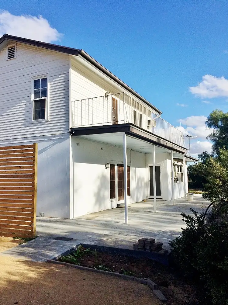 4 Bullwinkle Road