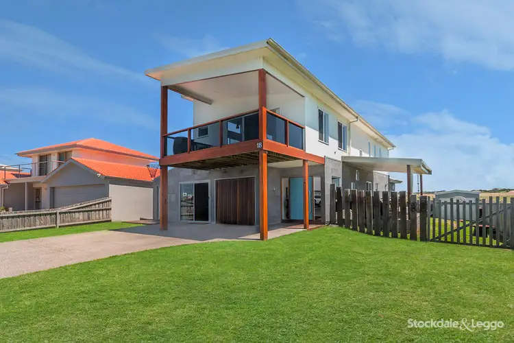 18 Anna Catherine Drive, Port Fairy VIC 3284