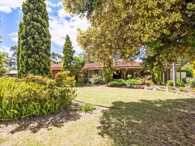 5 Godwin Street, Lesmurdie WA 6076