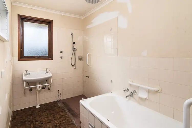 Fifth view of Homely house listing, 30 FRESIAN DRIVE, Strathalbyn SA 5255