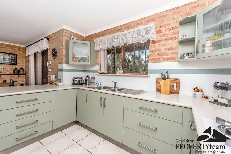 Sixth view of Homely house listing, 2 Jenark Road, Woorree WA 6530