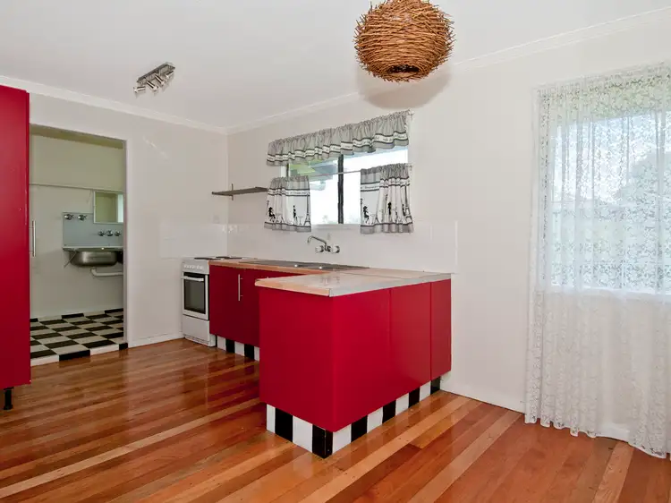 6 Lawson Street