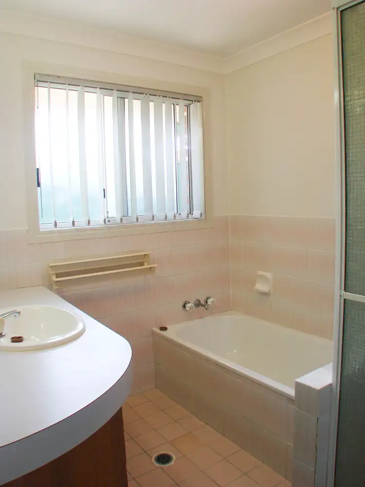 Sixth view of Homely semi-detached listing, 9/176 Oxley Drive, Coombabah QLD 4216