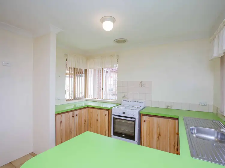 Fifth view of Homely unit listing, 4/25 Hutton Street, Collie WA 6225