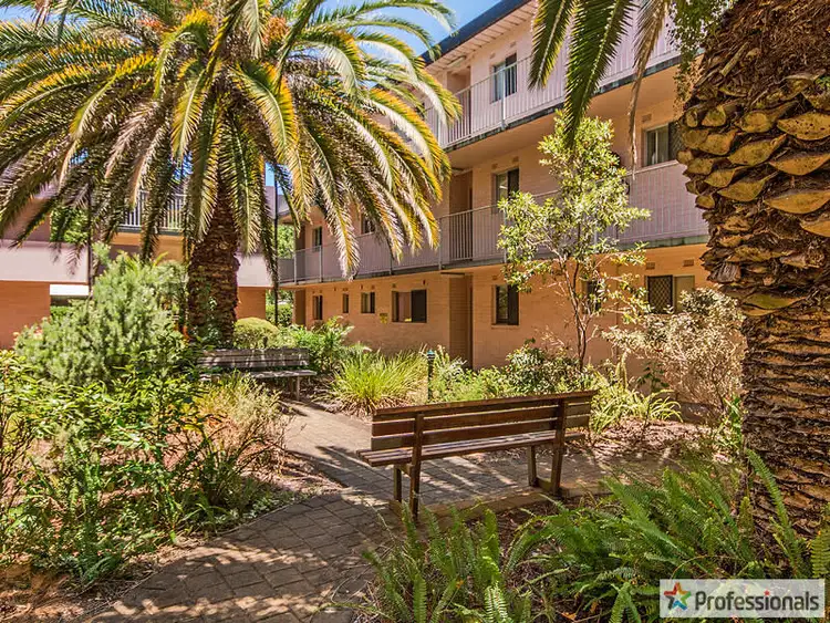 Main view of Homely unit listing, 20/4 Canham Way, Orelia WA 6167