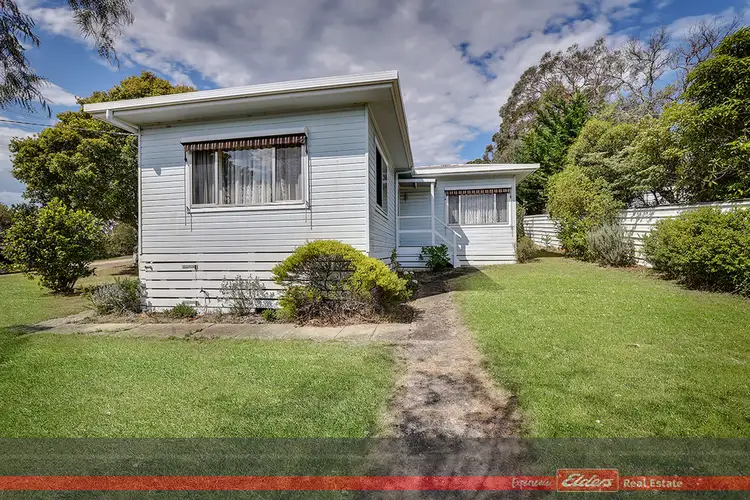 6 NORTHROPE ROAD, Lakes Entrance VIC 3909