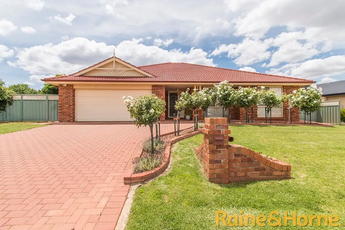 Main view of Homely house listing, 5 Glen Eagles Way, Dubbo NSW 2830
