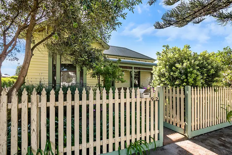 92 Sackville Street, Port Fairy VIC 3284