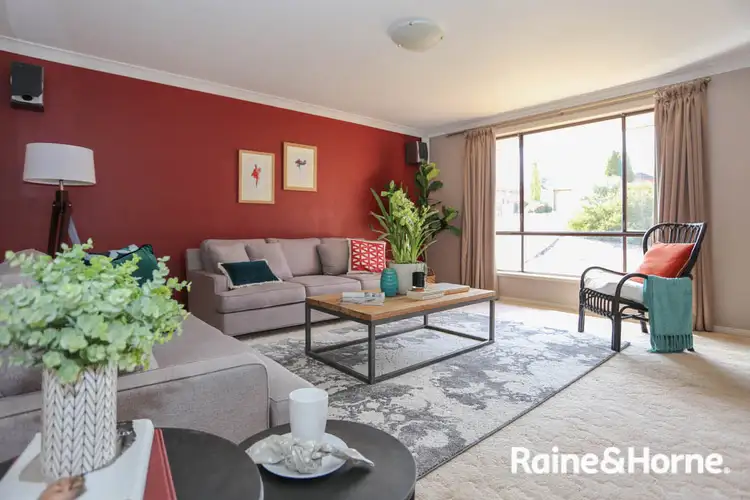 37 Barker Circuit, Kelso NSW 2795