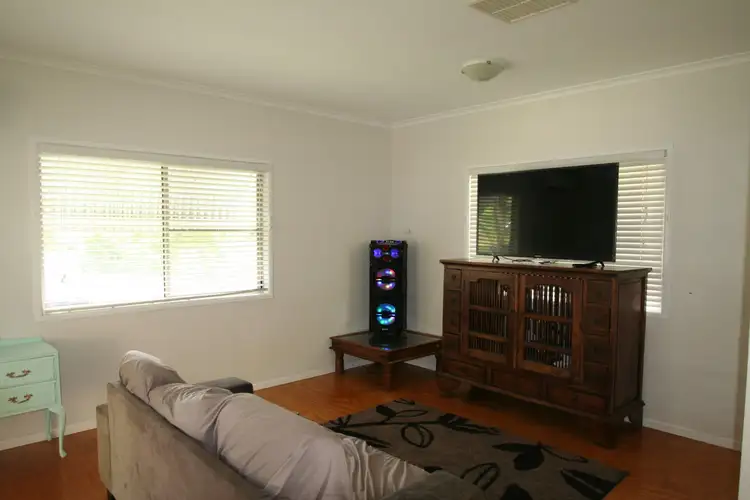 Fourth view of Homely house listing, 5 Michelle Place, Emerald QLD 4720