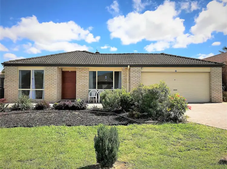 6 Tomaree Crescent, Woongarrah NSW 2259