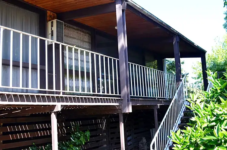 16 Highland Avenue, Tumut NSW 2720
