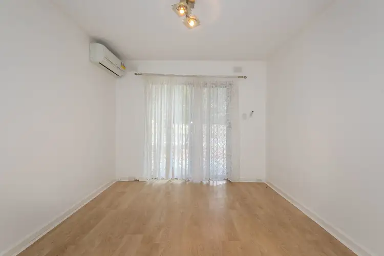 Fifth view of Homely unit listing, 2/2 Dalziell Street, Maddington WA 6109