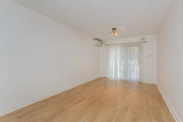 Sixth view of Homely unit listing, 2/2 Dalziell Street, Maddington WA 6109