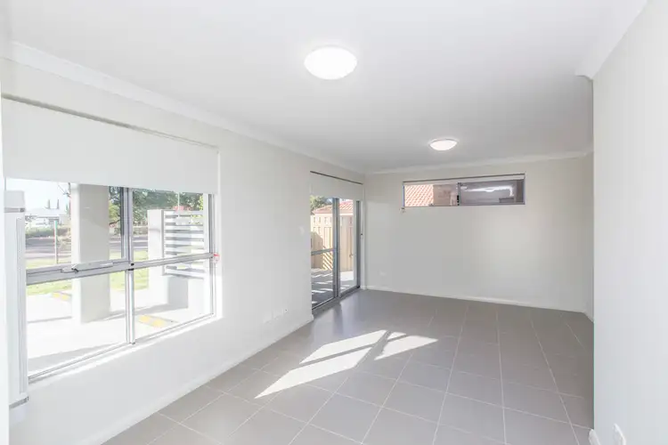 Fourth view of Homely unit listing, 1/6 Page Avenue, Bentley WA 6102