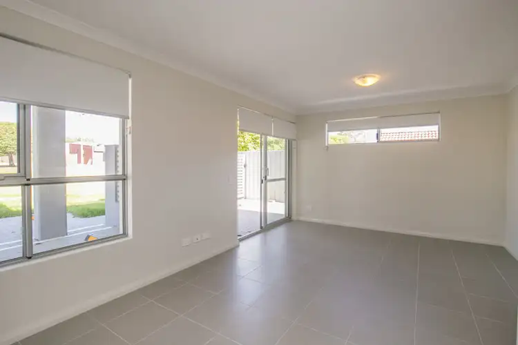 Fourth view of Homely unit listing, 1/185 Hill View Terrace, Bentley WA 6102