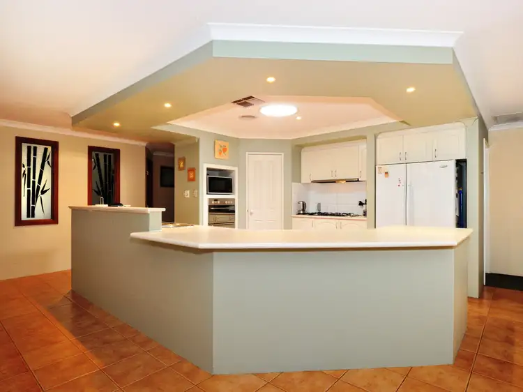 Fourth view of Homely house listing, 18 Oak Way, Baldivis WA 6171