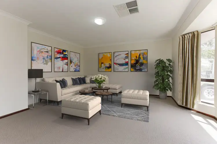 Second view of Homely house listing, 7 Felicia Place, Camillo WA 6111