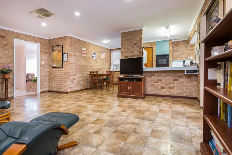 Second view of Homely house listing, 2 Coote Place, Usher WA 6230