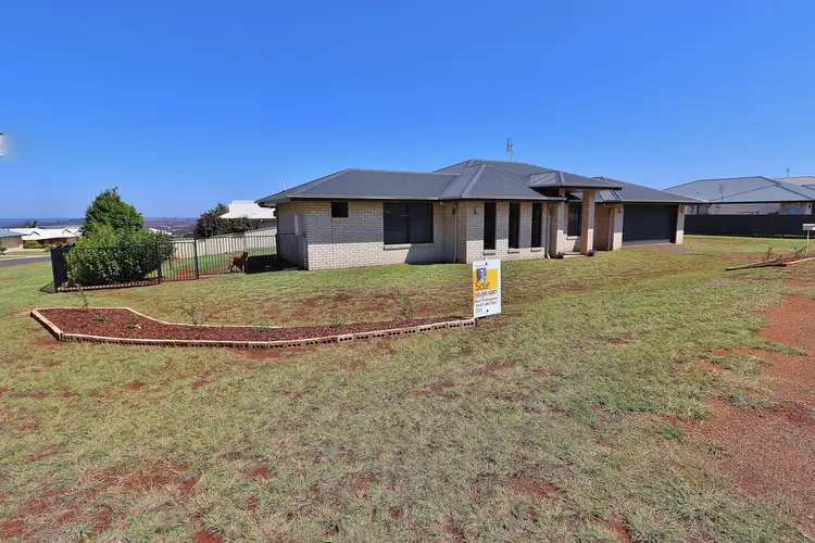 17 BRIDGEMAN PARADE, Kingaroy QLD 4610