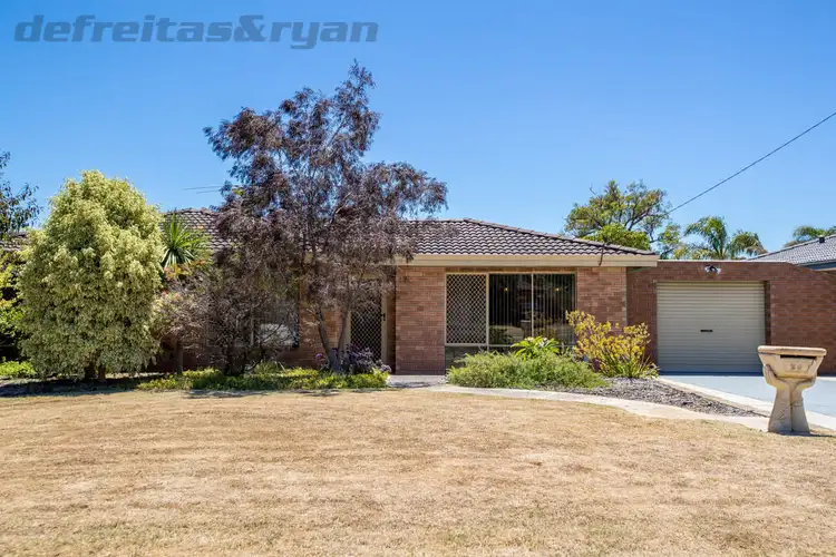 Second view of Homely house listing, 26 Acacia Way, Yangebup WA 6164