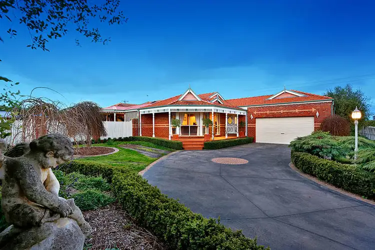 29 Southern Boulevard, Narre Warren South VIC 3805