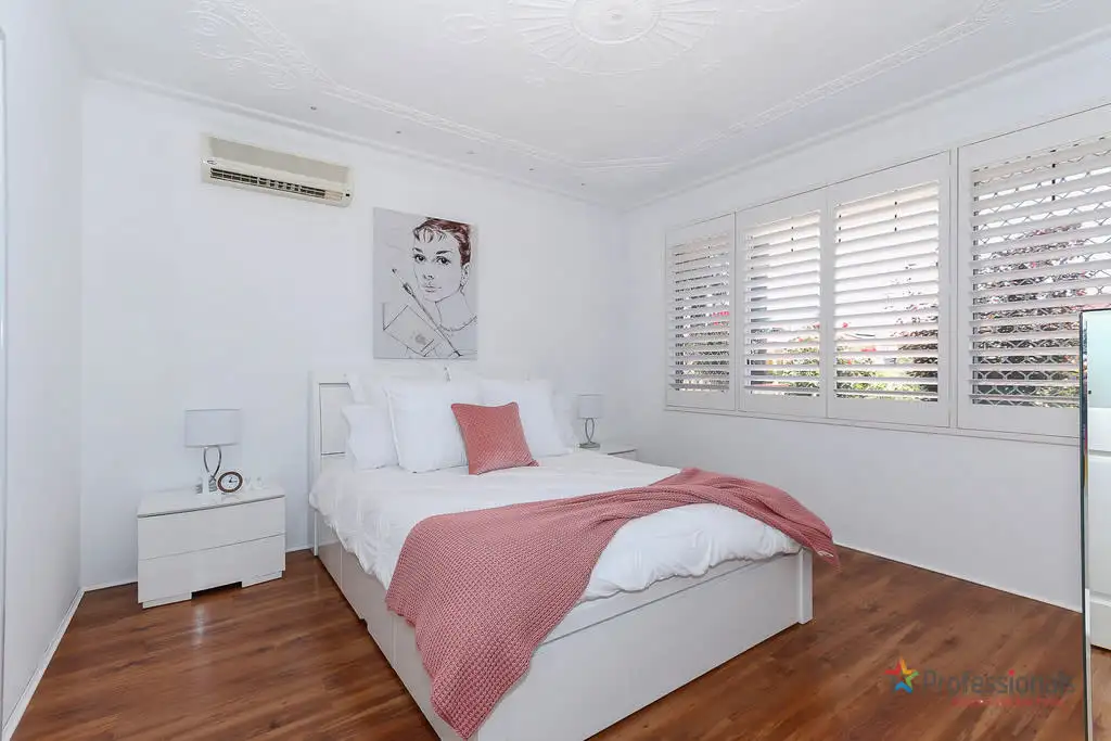 Main view of Homely house listing, 25 Stradbroke Place, Ballajura WA 6066