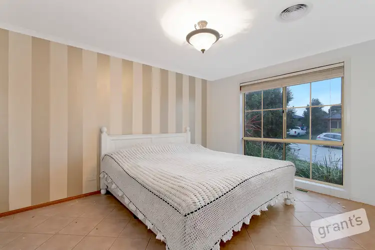 Seventh view of Homely house listing, 1 Redmore Court, Berwick VIC 3806