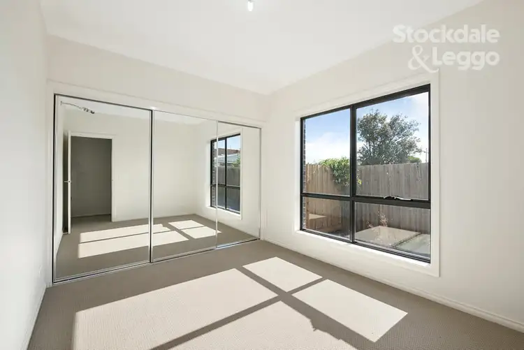 Fifth view of Homely unit listing, 4/5 Sunset Boulevard, Jacana VIC 3047