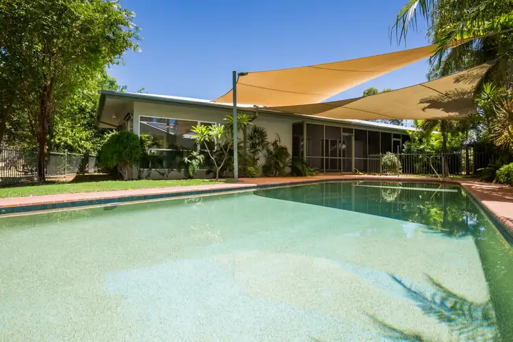 6 St Andrews Place, Desert Springs NT 870