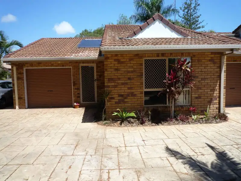 Main view of Homely villa listing, 5/133 Freshwater Street, Torquay QLD 4655