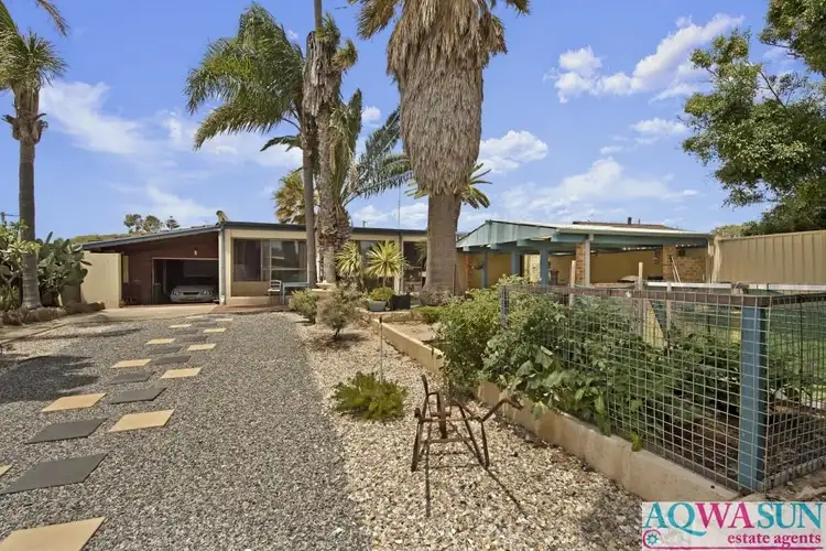 27 Tangadee Road, Golden Bay WA 6174
