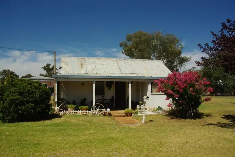 Third view of Homely house listing, 5 King Street, Yeoval NSW 2868