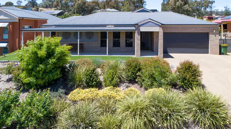 Second view of Homely house listing, 8 Peregrine Place, Wodonga VIC 3690