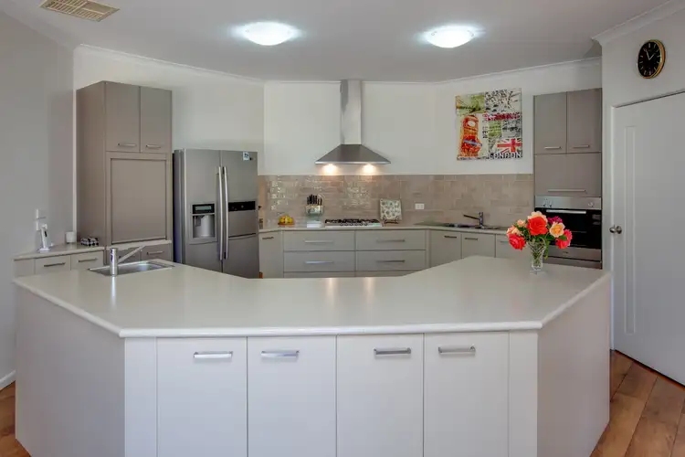 Fourth view of Homely house listing, 8 Peregrine Place, Wodonga VIC 3690