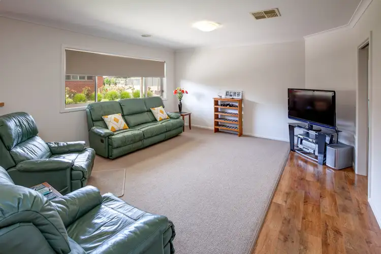 Sixth view of Homely house listing, 8 Peregrine Place, Wodonga VIC 3690