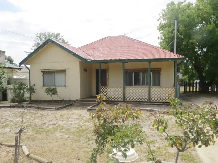 37 Old Caves Road